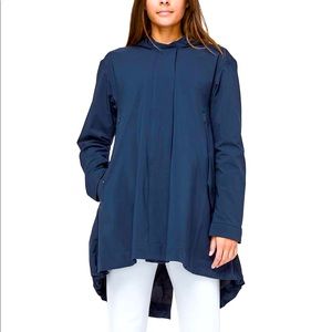 Lululemon swing trench coat size 8